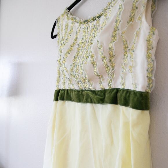 Vintage 1960s Nadine Floral Yellow Empire Waist Chiffon Dress - Picture 3 of 12